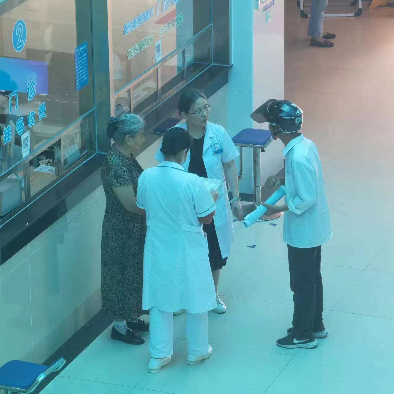 服务图片.jpg